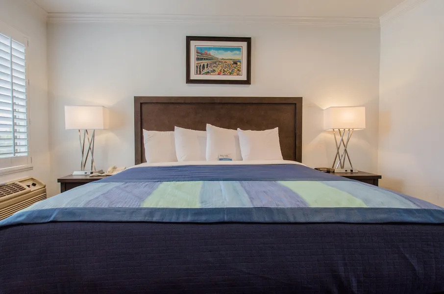 Continental Inn hotel detail image 6