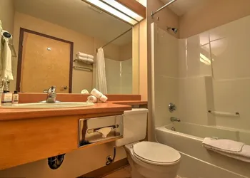 Inn at Big White hotel thumbnail 7