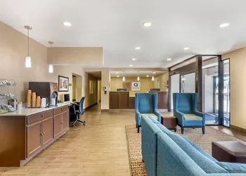 Quality Inn & Suites Spring Lake - Fayetteville near Fort Bragg hotel thumbnail 2