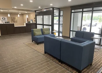 Quality Inn & Suites Spring Lake - Fayetteville near Fort Bragg hotel thumbnail 4