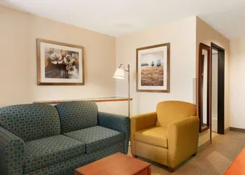 Hampton Inn Spearfish hotel thumbnail 8