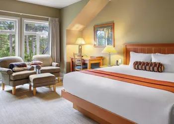 Long Beach Lodge Resort hotel thumbnail 2