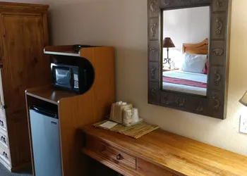 Beaver Creek Inn hotel thumbnail 6