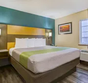 Studio 6 Lenexa, KS - Overland Park hotel detail image 3