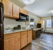 Studio 6 Lenexa, KS - Overland Park hotel detail image 4