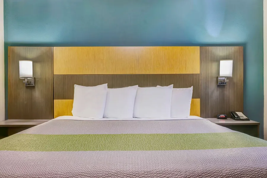 Studio 6 Lenexa, KS - Overland Park hotel detail image 6