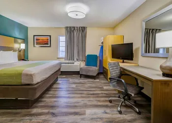 Studio 6 Lenexa, KS - Overland Park hotel thumbnail 8