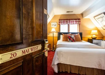 Saddleback Inn hotel thumbnail 8