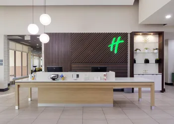 Holiday Inn Hotel & Suites PHOENIX AIRPORT by IHG hotel thumbnail 3