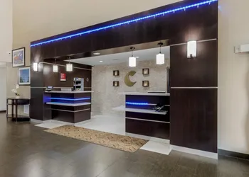 Comfort Suites Waco North - Near University Area hotel thumbnail 3