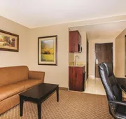 La Quinta Inn & Suites by Wyndham Ely hotel detail image 7