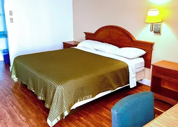 Thunderbird Motel Hillsboro hotel thumbnail 7