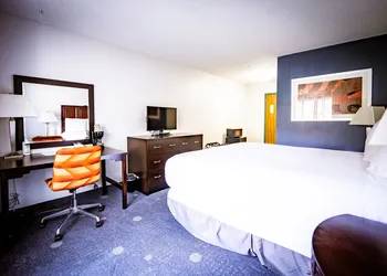 Manistee Inn & Marina hotel thumbnail 5