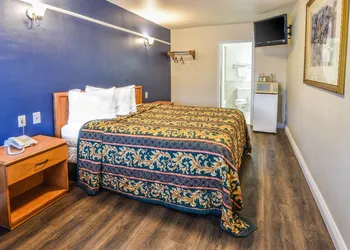 Sunset Motel hotel thumbnail 5