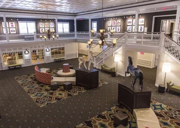 Cedar Point's Hotel Breakers hotel thumbnail 7