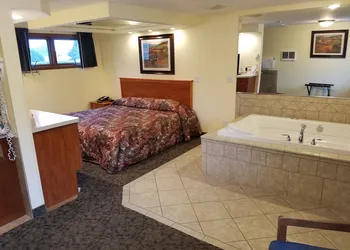 Black Hawk Motel and Suites hotel thumbnail 5