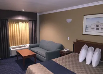 Walnut Inn & Suites West Covina hotel thumbnail 7