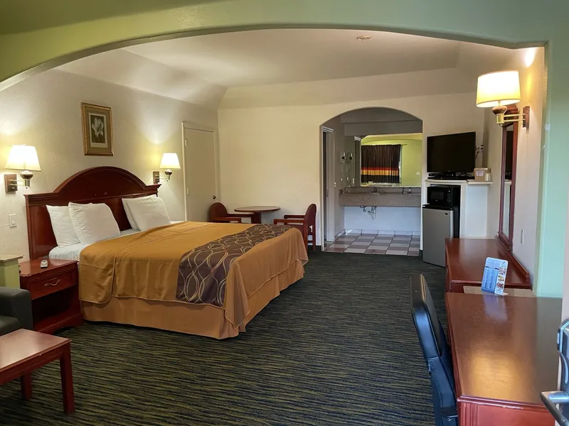 Executive Inn And Suites hotel detail image 2