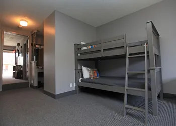 Vintage Block Inn & Suites hotel thumbnail 3