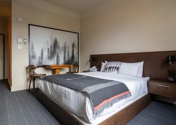Hotel Mont Tremblant hotel thumbnail 4