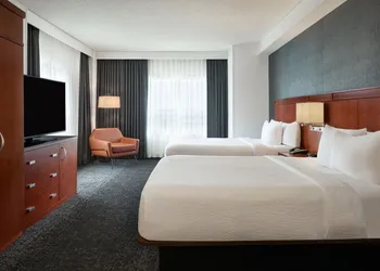 Courtyard by Marriott Calgary Airport hotel thumbnail 6
