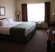 Edgewood Hotel & Suites hotel detail image 5