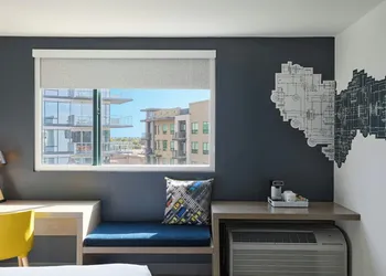 Aloft by Marriott Scottsdale hotel thumbnail 6