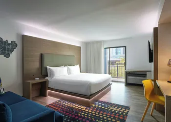 Aloft by Marriott Scottsdale hotel thumbnail 7