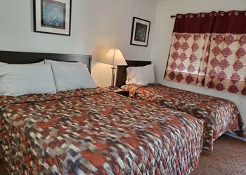 Sonoma Lodge hotel thumbnail 4