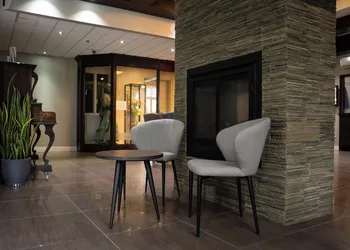 Hotel Montfort Nicolet hotel thumbnail 3