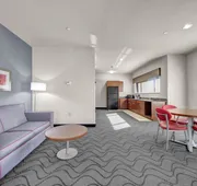 Holiday Inn Express & Suites Oklahoma City North by IHG hotel detail image 3