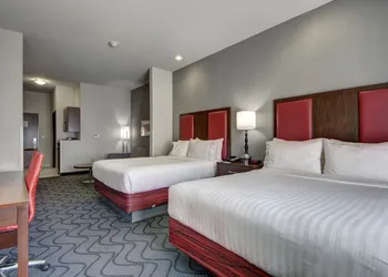 Holiday Inn Express & Suites Oklahoma City North by IHG hotel thumbnail 4