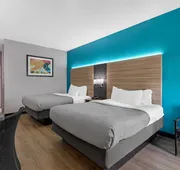 Quality Inn & Suites Edgefield hotel detail image 5