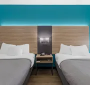 Quality Inn & Suites Edgefield hotel detail image 7