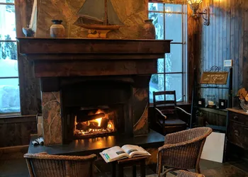 West Shore Cafe and Inn hotel thumbnail 3