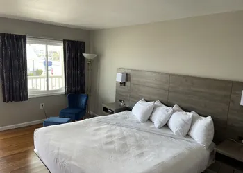 Kings Arms Motel hotel thumbnail 6