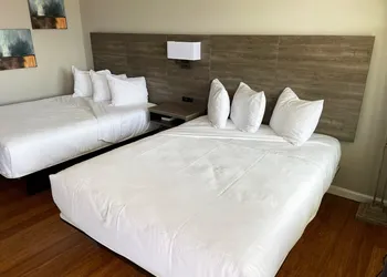 Kings Arms Motel hotel thumbnail 8