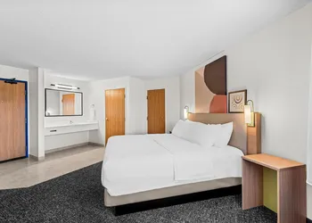 Spark by Hilton Cedar Falls hotel thumbnail 6