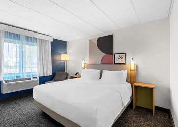 Spark by Hilton Cedar Falls hotel thumbnail 8