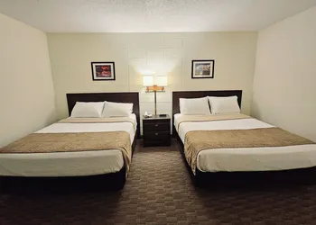 Canadian Motor Inn hotel thumbnail 7