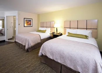 Candlewood Suites Greeley by IHG hotel thumbnail 4