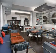 Hampton Inn Washington, D.C./White House hotel detail image 3