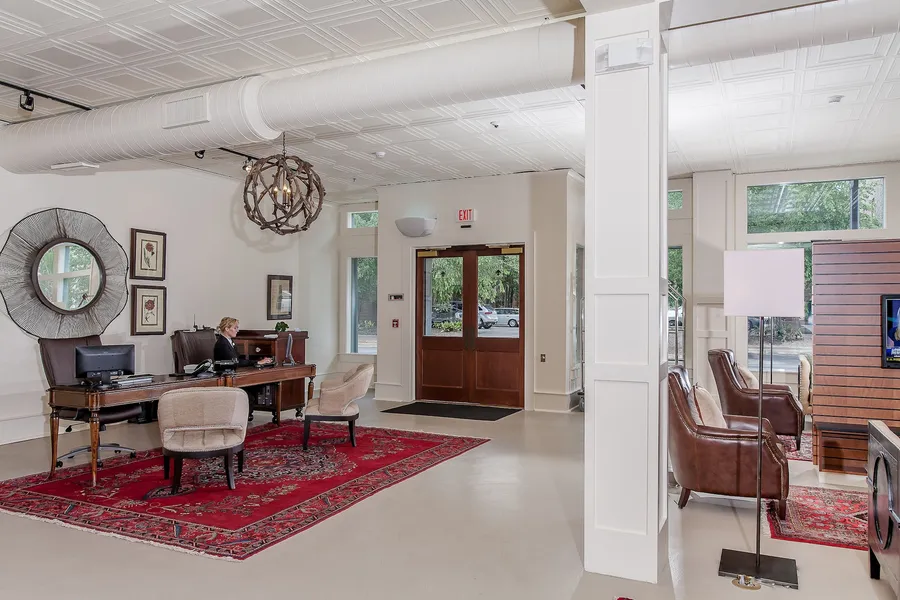 Hotel Florence, Tapestry Collection by Hilton hotel detail image 2