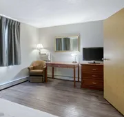Econo Lodge hotel detail image 4
