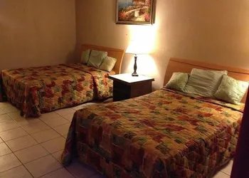 Su Casa Inn & Suites hotel thumbnail 3