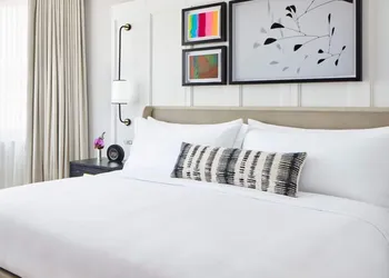 The London, a Luxury Collection Hotel, New York City hotel thumbnail 5