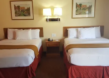 Travelodge by Wyndham Lubbock hotel thumbnail 4