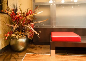 Le Chabrol Hotel & Suites hotel thumbnail 2