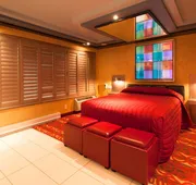 Le Chabrol Hotel & Suites hotel detail image 5