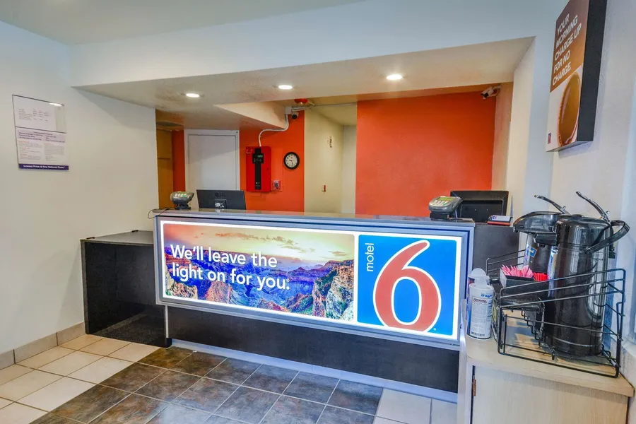 Motel 6 Huntsville, TX hotel detail image 2